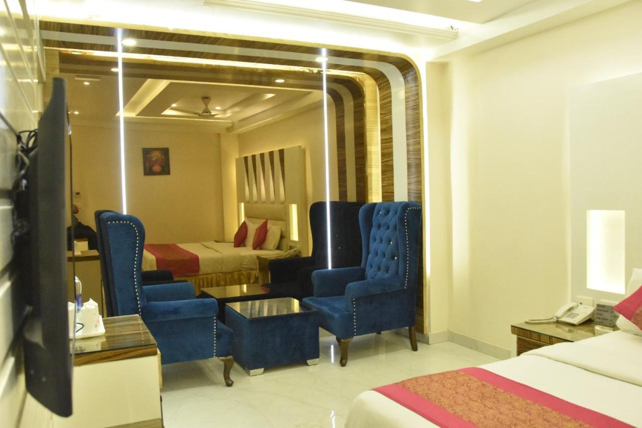 Hotel Aman Continental - 2Mins From Railway Station And 5 Mins From Metro Nueva Delhi Exterior foto