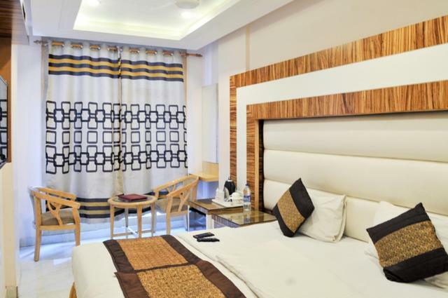 Hotel Aman Continental - 2Mins From Railway Station And 5 Mins From Metro Nueva Delhi Exterior foto